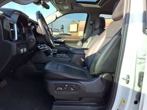 Used 2024 GMC Sierra 1500 Denali image 12