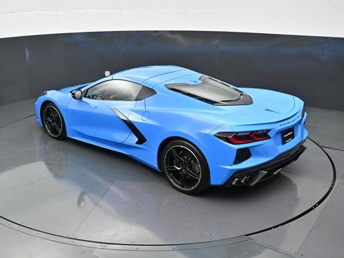 Used 2021 Chevrolet Corvette Stingray Preferred Cpe w/ Engine Appearance Package RWD image 29