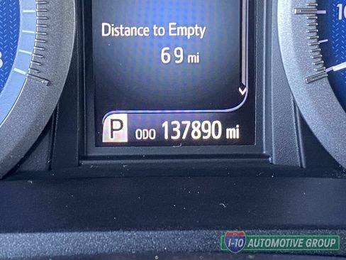 Used 2019 Toyota Sienna XLE FWD image 32