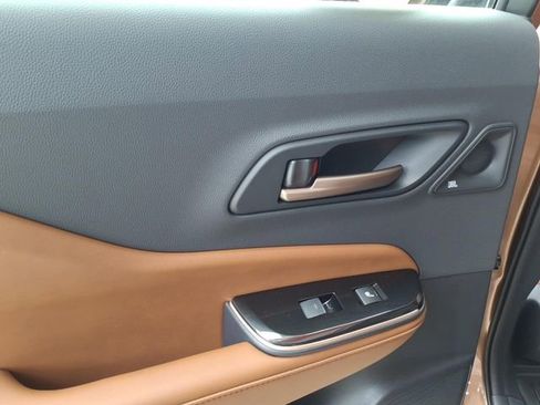 New 2026 Toyota Crown Signia w/ Advanced Technology Package AWD/4WD image 6