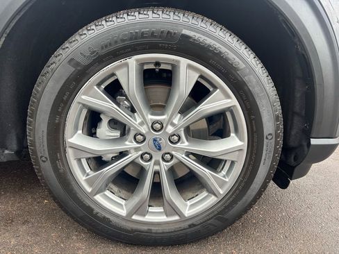 Used 2021 Ford Explorer XLT w/ Equipment Group 202A image 23