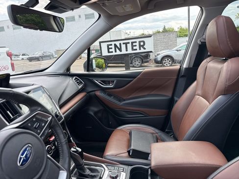 Used 2024 Subaru Forester Touring AWD/4WD image 15