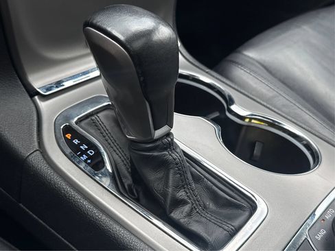 Used 2021 Jeep Grand Cherokee Limited AWD/4WD image 43