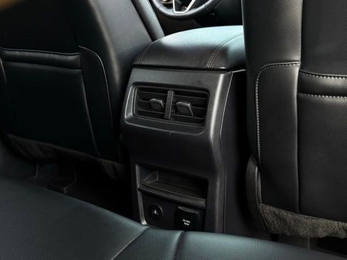 Used 2023 Ford Edge SEL w/ Convenience Package image 20