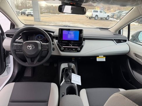 New 2026 Toyota Corolla LE image 9