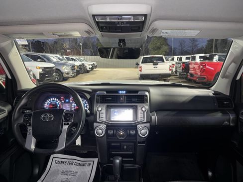 Used 2018 Toyota 4Runner SR5 RWD image 17