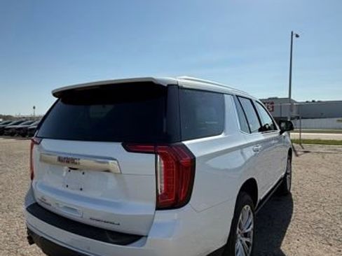Used 2021 GMC Yukon Denali w/ Denali Ultimate Package AWD/4WD image 5
