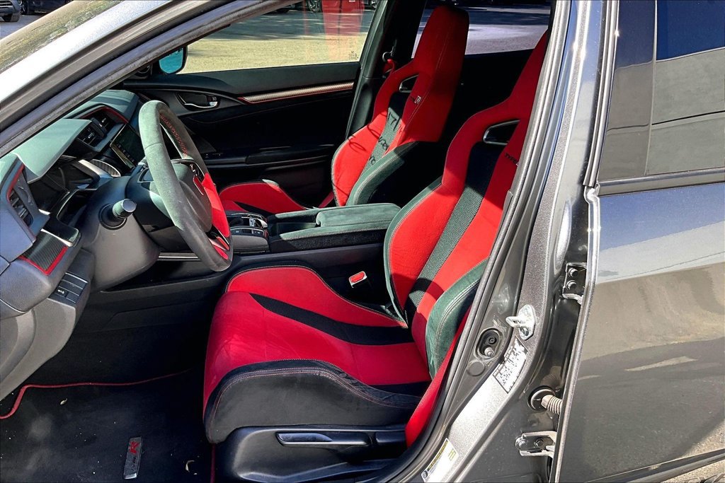 Used 2019 Honda Civic Type R image 9