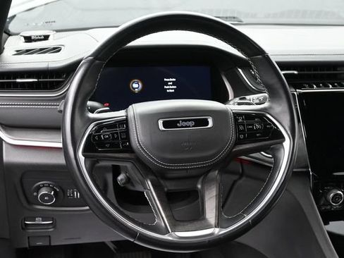 Used 2021 Jeep Grand Cherokee L Overland w/ Luxury Tech Group IV AWD/4WD image 30