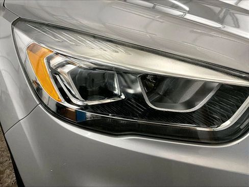 Used 2017 Ford Escape SE w/ Equipment Group 201A image 27