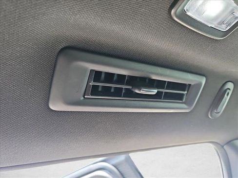 Used 2024 GMC Yukon Denali Ultimate AWD/4WD image 18