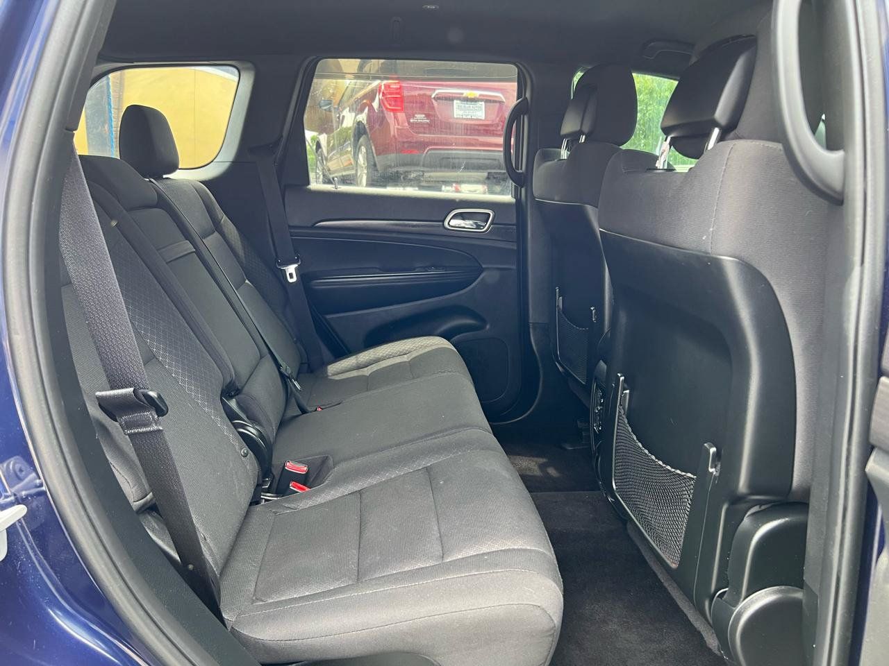 Used 2018 Jeep Grand Cherokee Laredo AWD/4WD image 14