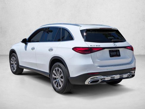 Certified 2023 Mercedes-Benz GLC 300 image 8