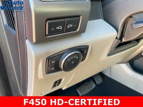 Used 2019 Ford F450 XLT w/ XLT Premium Package image 26