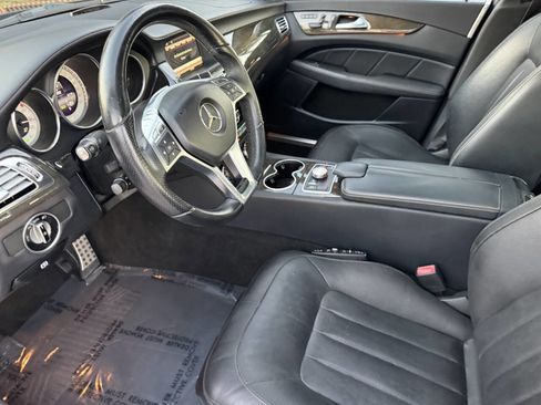 Used 2014 Mercedes-Benz CLS 550 4MATIC image 25