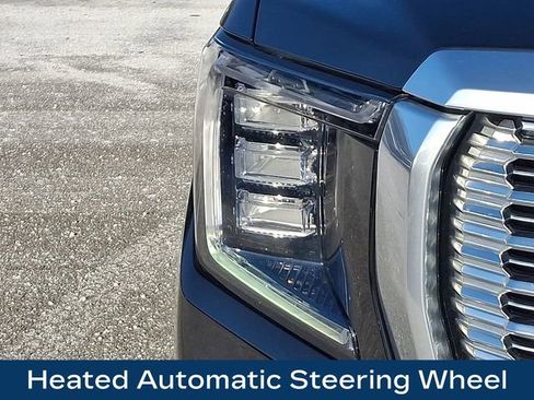 Used 2021 GMC Yukon Denali w/ Denali Premium Package image 13