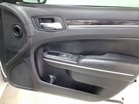 Used 2015 Chrysler 300 Touring w/ Limited Group image 48