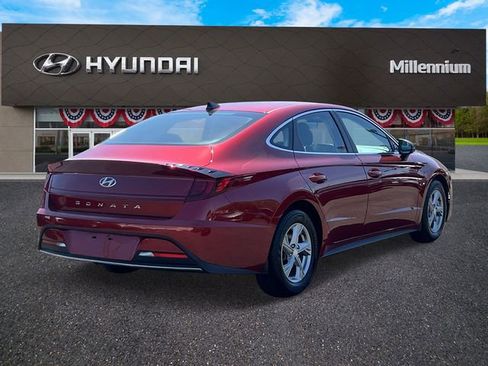 Used 2023 Hyundai Sonata SE FWD image 6