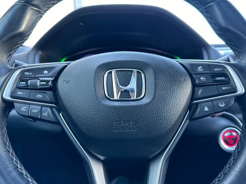 Used 2022 Honda Accord Touring image 23