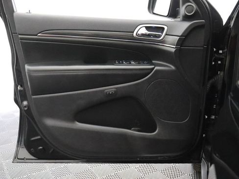 Used 2019 Jeep Grand Cherokee Limited X AWD/4WD image 12
