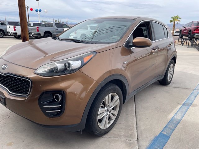 Used 2017 Kia Sportage LX w/ Paint Protection Package AWD/4WD image 1
