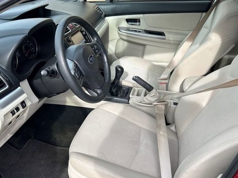 Used 2015 Subaru Crosstrek 2.0i Premium image 9