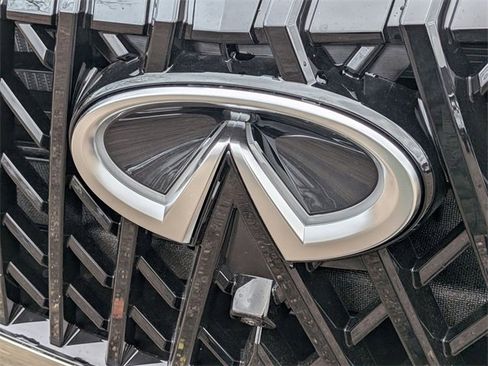 New 2026 INFINITI QX80 4WD image 9