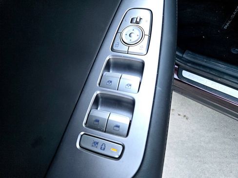 Used 2024 Hyundai Palisade Limited image 35