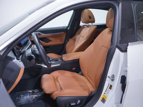 Used 2023 BMW i4 eDrive35 w/ Premium Package image 7