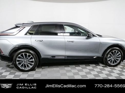 Certified 2024 Cadillac Lyriq Sport w/ Nappa Leather Package image 29