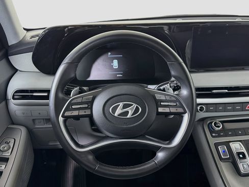 Used 2025 Hyundai Palisade SEL FWD image 17