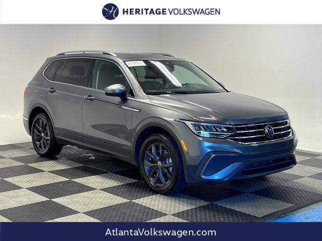 Used 2024 Volkswagen Tiguan SE FWD image 1