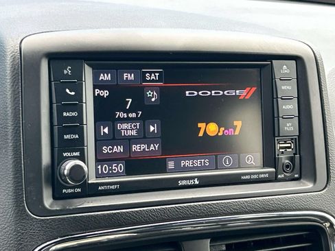Used 2019 Dodge Grand Caravan SXT FWD image 34