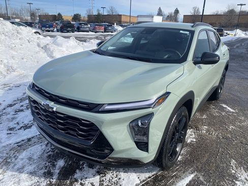 New 2026 Chevrolet Trax ACTIV image 3