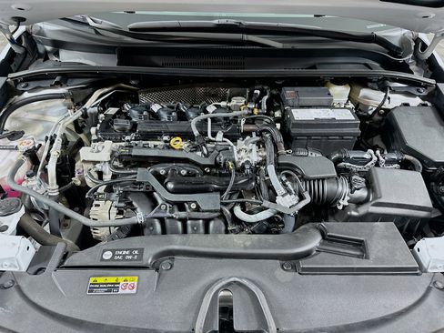 Used 2024 Toyota Corolla LE FWD image 30