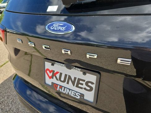 Used 2024 Ford Escape ST-Line AWD/4WD image 40