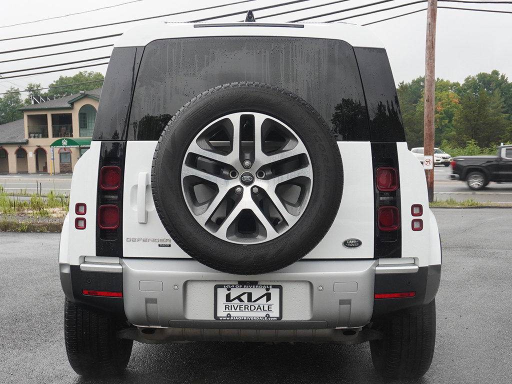 Used 2022 Land Rover Defender 110 SE AWD/4WD image 16