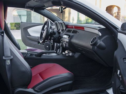 Used 2011 Chevrolet Camaro SS w/ RS Package image 43