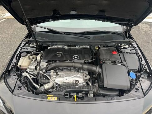 Certified 2022 Mercedes-Benz CLA 250 4MATIC image 34