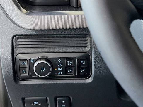 New 2026 Ford F250 Platinum image 19