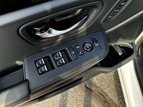 New 2025 Honda Pilot EX-L image 13