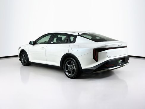 Used 2025 Kia K4 FWD image 5