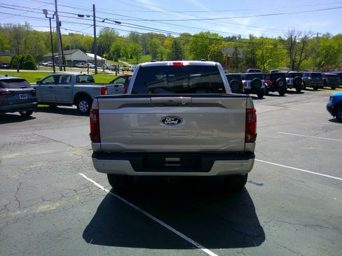 New 2025 Ford F150 XLT w/ Equipment Group 302A MID image 5