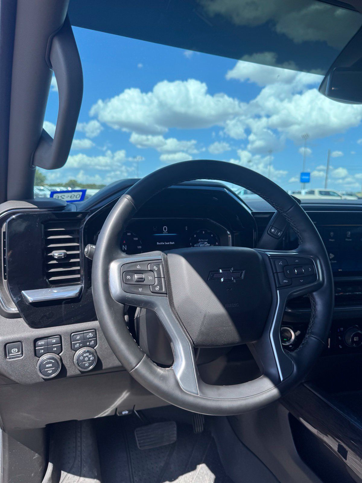 Used 2025 Chevrolet Silverado 2500 LTZ w/ Trail Boss Package AWD/4WD image 9