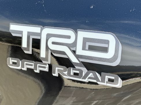 Used 2024 Toyota Tacoma TRD Off-Road AWD/4WD image 26