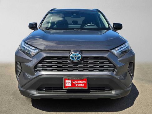 Used 2023 Toyota RAV4 LE AWD/4WD image 8
