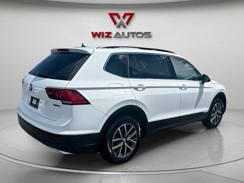 Used 2019 Volkswagen Tiguan SE w/ Panoramic Sunroof Package AWD/4WD image 5