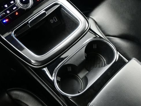 Used 2023 Lincoln Nautilus FWD w/ Premium Package image 24