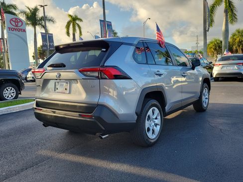 Used 2024 Toyota RAV4 LE FWD image 12