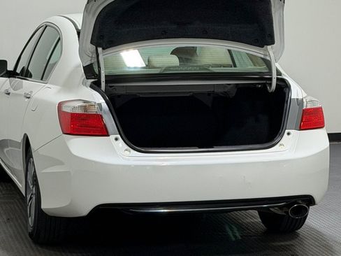 Used 2013 Honda Accord LX image 12